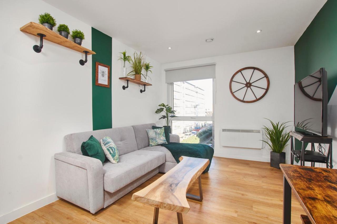 Beautiful Apartment Near Piccadilly Train Station แมนเชสเตอร์ ภายนอก รูปภาพ